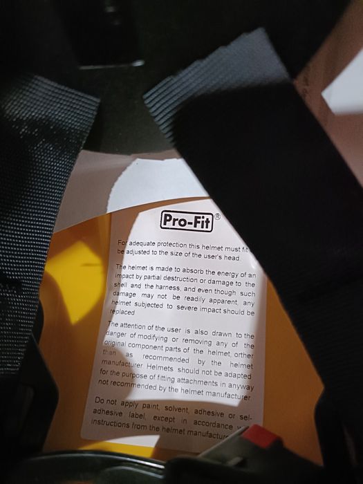 Kask na głowę budowlany