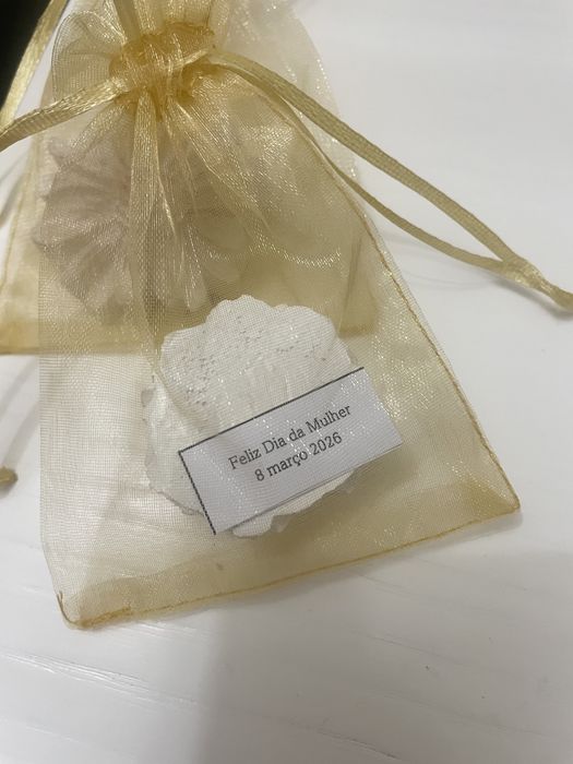 Lembranças cera soja e gesso