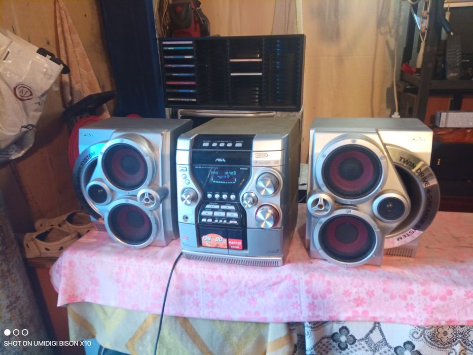 Мощнейший музыкальный центр Aiwa