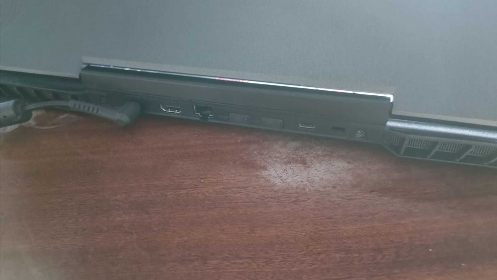 PC Gamer Avell - Fox A52 - gray