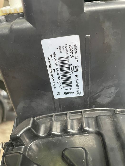 Faróis frontais Seat Altea