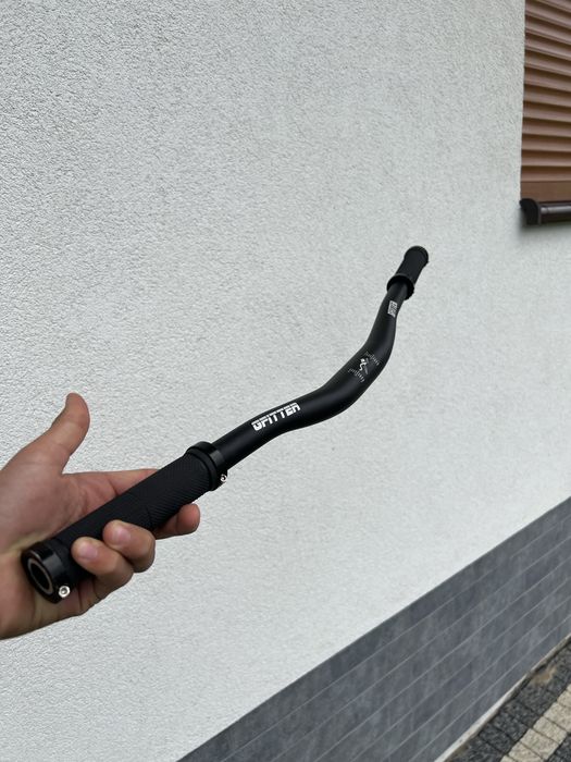 Kierownica GFITTER + mostek czarna 31,8 mm