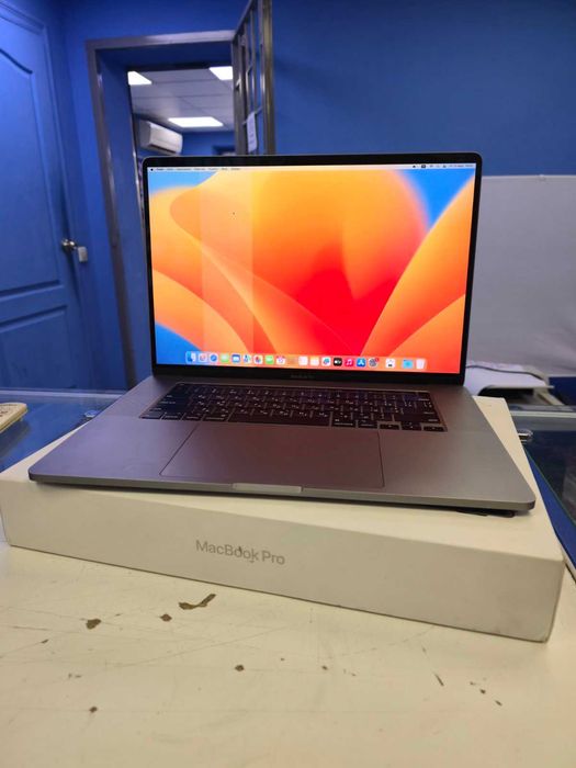 macbook pro 2019 16 - Купить электронику - Цены на OLX.ua