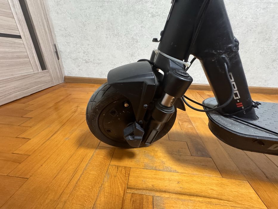 Електросамокат Ducati Pro-II — 1178 км