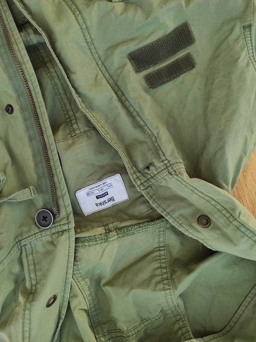 Kurtka wczesnojesienna krótka Bershka r. L r. 40 r. 12