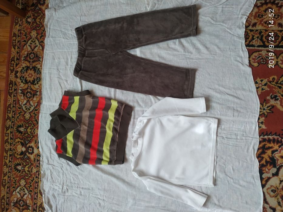 Продам костюм велюровый