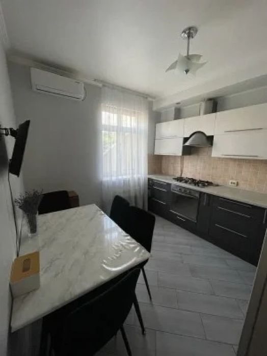 Сучасна квартира в центрі міста, 560391