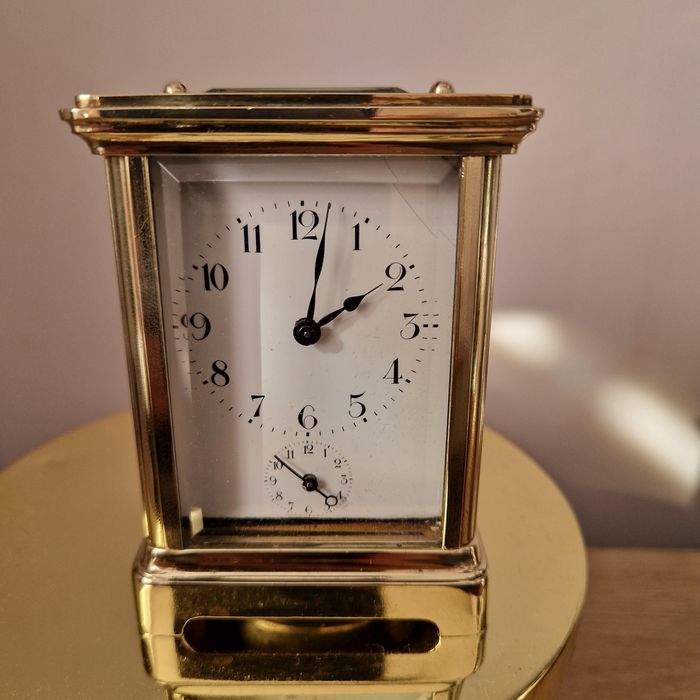 Sprzedam piękny zegar miniatura