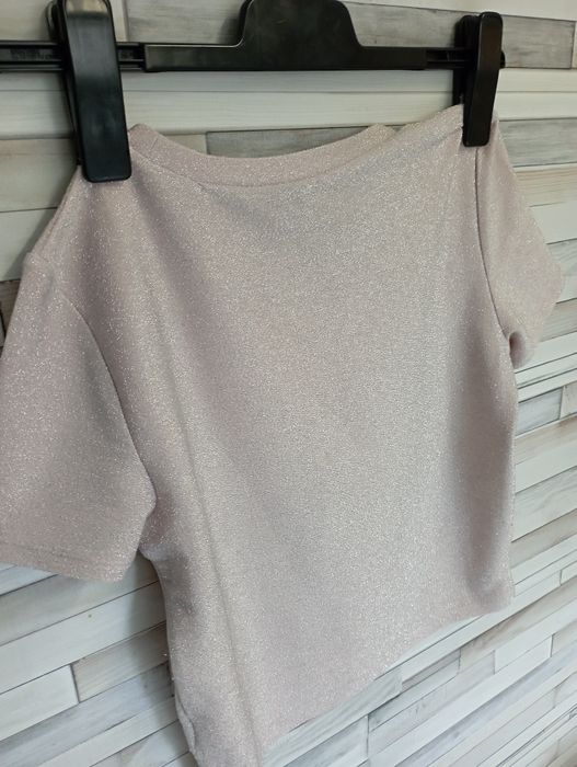 T-shirt Sinsay z metaliczną nitką