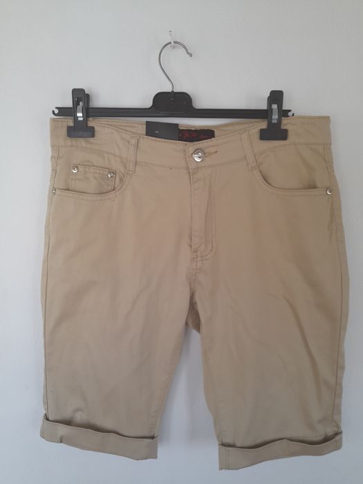 Calções mulher tam 44 - novo com etiqueta