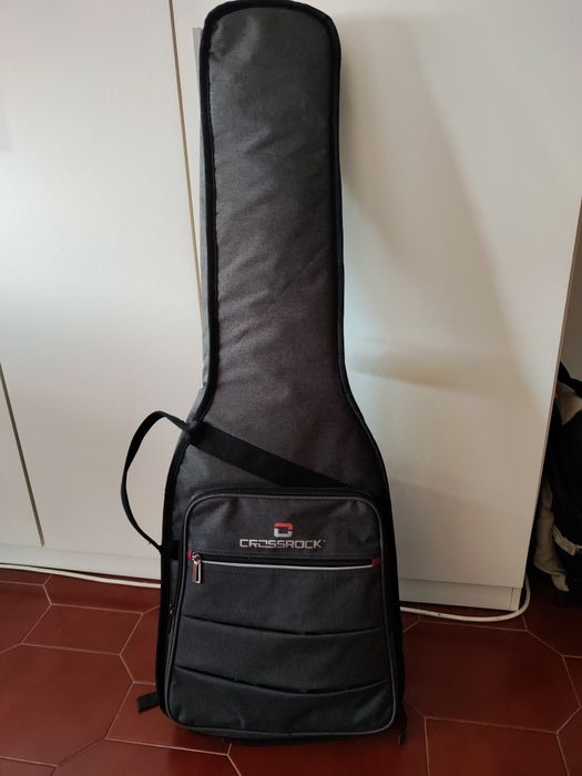Guitarra Ibanez GRG121SP e acessórios