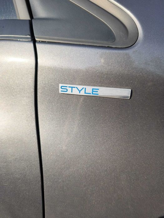 Peugeot 208 1.2 PureTech Style – 2017 | 60.000 km | Excelente Estado