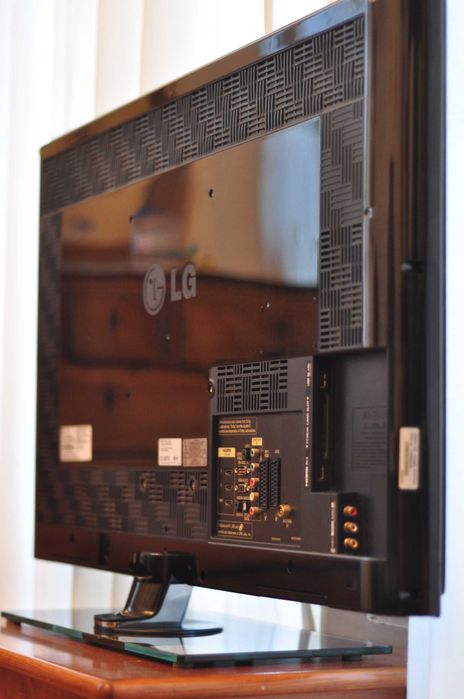 televisão LG 37 polegadas em excelente estado