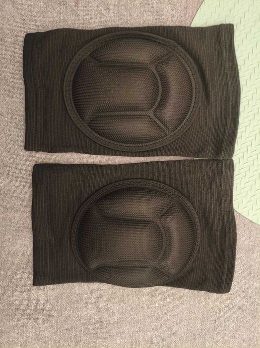 Sprzedam ochraniacze na kolana piankowe