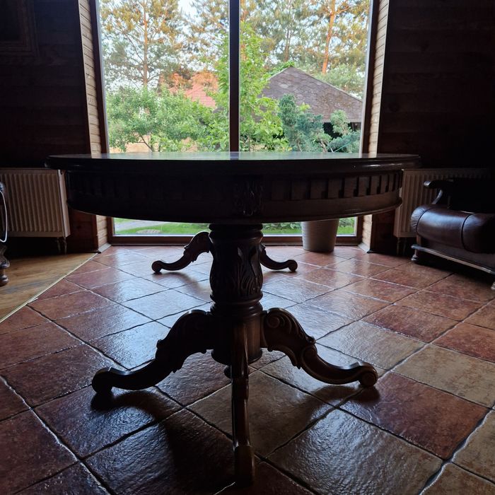 Продам стіл дерев'янний