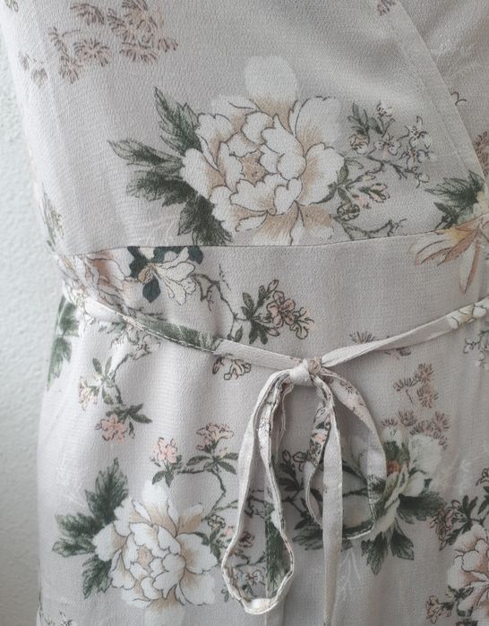 Sukienka kopertowa z wiskozy kwiaty Pull&Bear 36 S