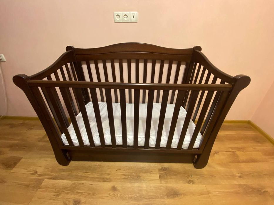 Детская кроватка в отличном состоянии