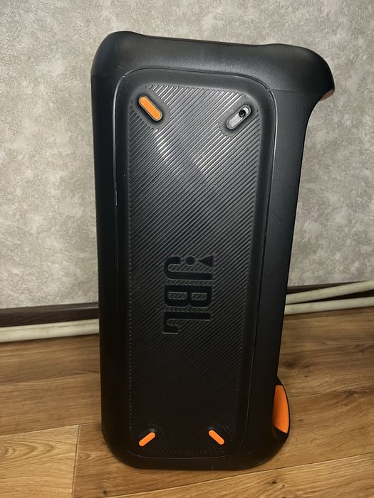 Jbl party box 100