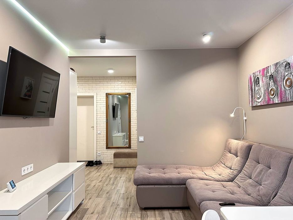 Продам 2-к кв 60м2 с ремонтом в ЖК River Park ж/м Победа