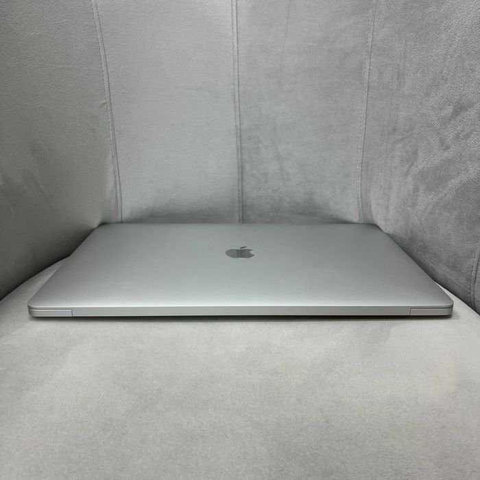 Custom MacBook Pro 16 2019 { i7 | 16gb | 512 ssd | AMD 5300-4gb } Гарантія . 21717SV