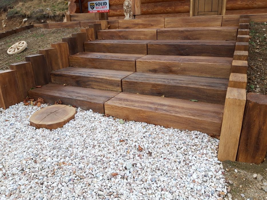 Schód, drewno betonowe, schodek, schody drewniane, schody, Poznań