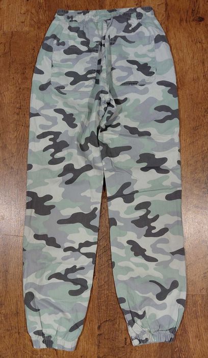 Spodnie moro jogger New Look DENIM