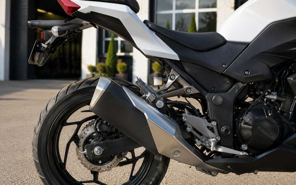 Kawasaki Z250 2013 рік, білий, пробіг лише 6 872 км