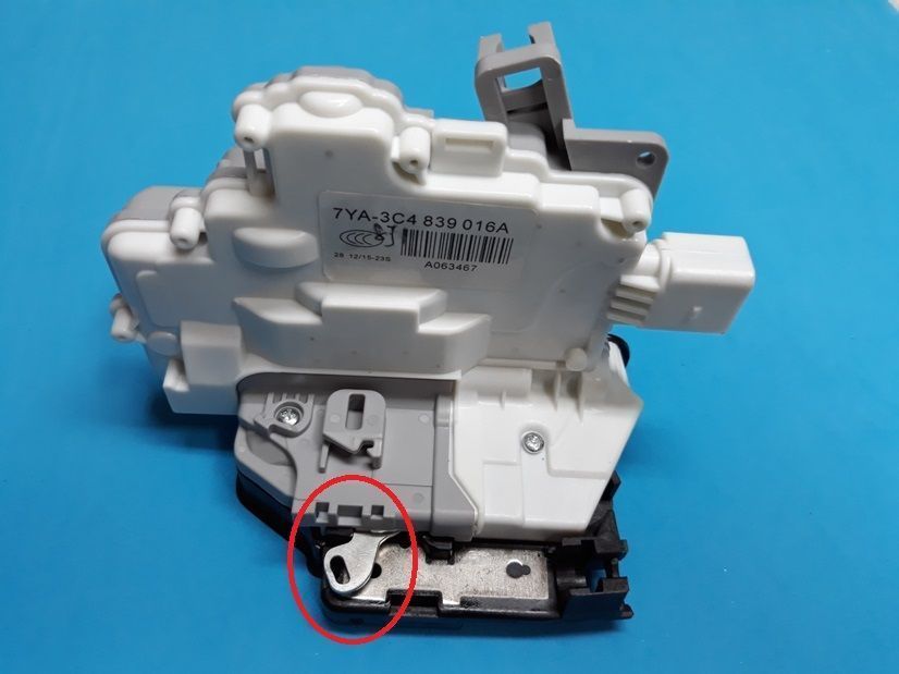 Fecho fechadura eléctrica porta Vw Tiguan Touareg Skoda Superb  NOVO