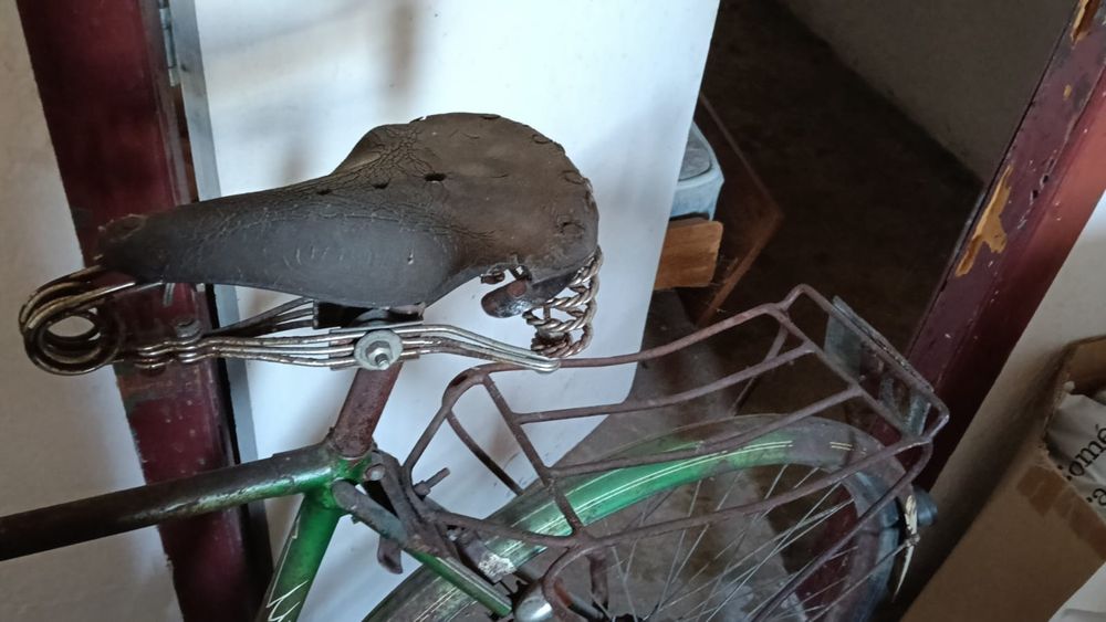 Bicicleta muito antiga
