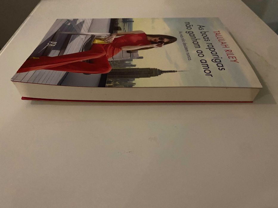 " As boas raparigas não ganham ao amor " Talulah Riley - 8€