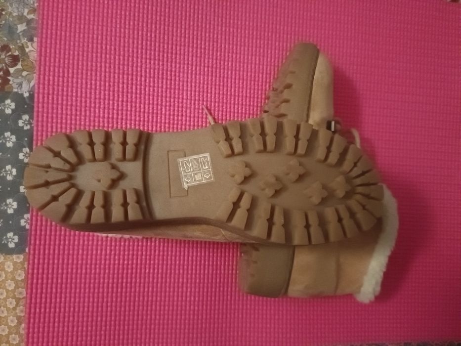 Ciepłe buty zimowe