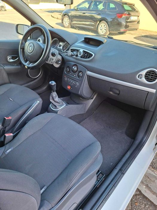 Renault Clio 1.5 dCi | Março 2009 | Comercial | 2 Lugares