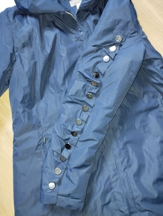 Ciepły jesienny płaszczyk