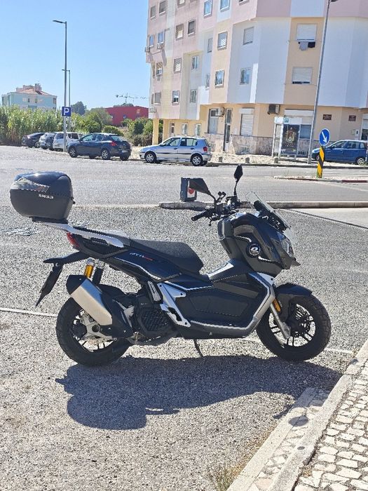 ATR 125 cc como nova