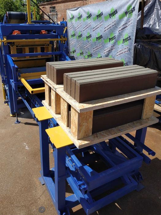 Вибропресс, линия полуавтоматическая для производства бордюра, плитки