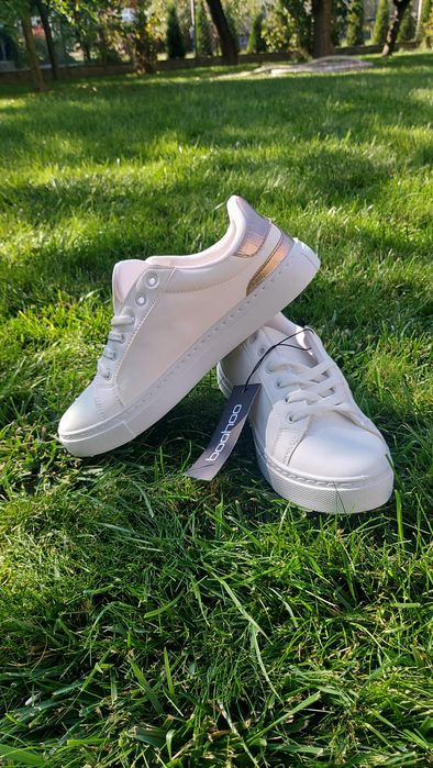 Кеди Boohoo, нові. Розмір 37, але маломірять, по факту-35,5-36,5, замі