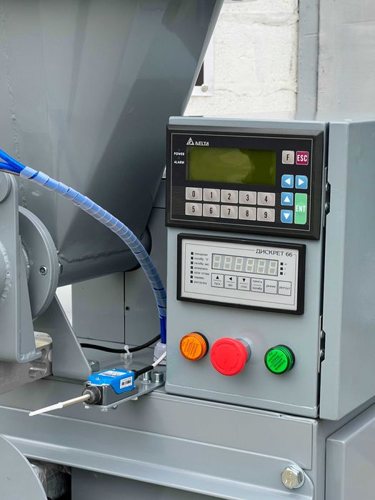 Электронный фасовочный полуавтомат (фасовка в клапанные мешки)