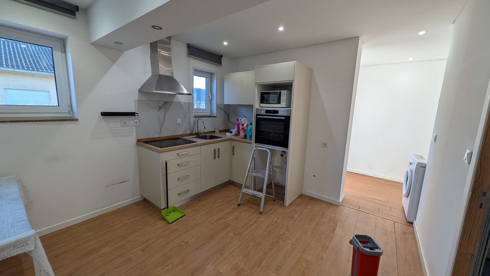 Casa Geminada T2 oportunidade de arrendamento em Arentim (Braga).