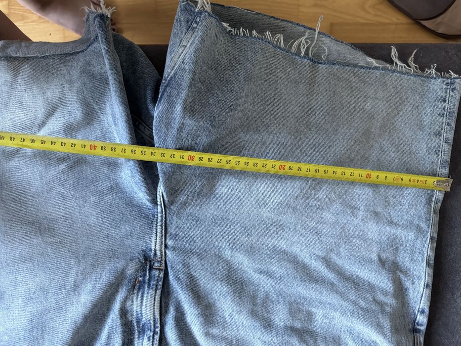 нові шорти фірми DIVIDED H&M