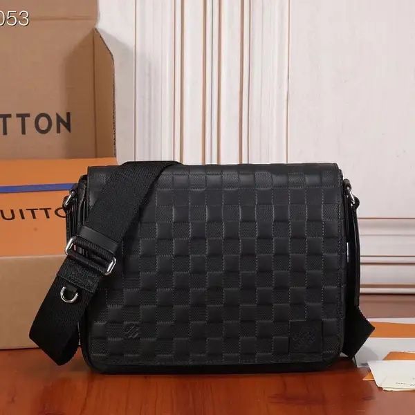 Чоловіча сумка ЛВ Луї Вітон Louis Vuitton слінг шкіряна