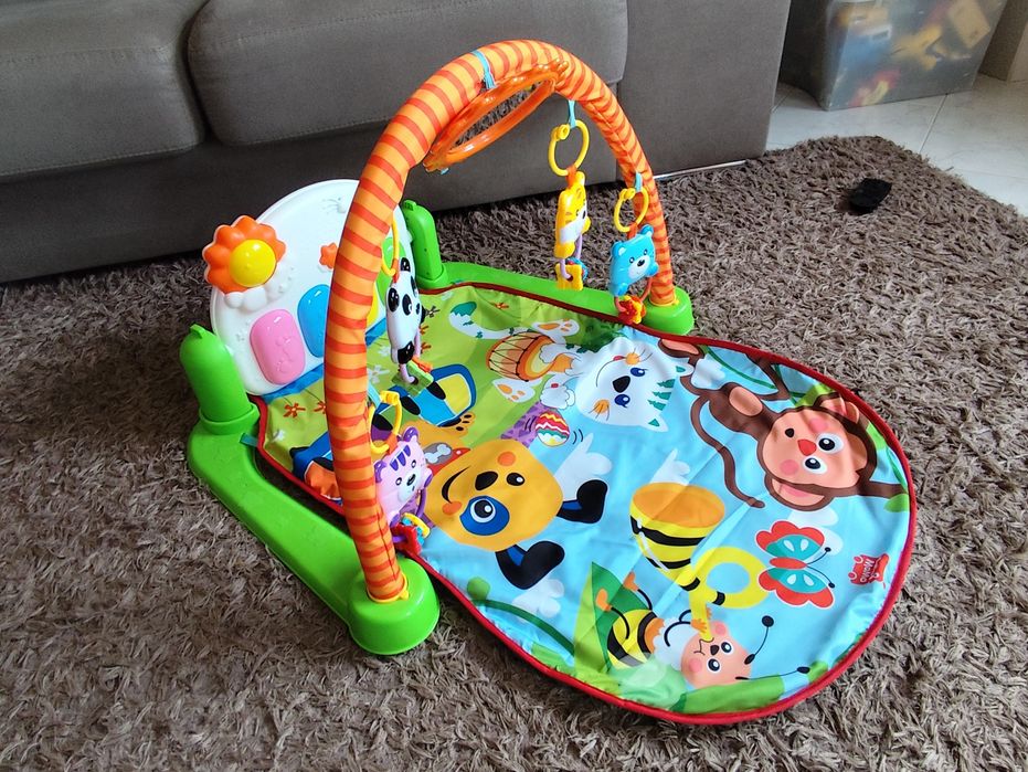 Tapete Ginásio Musical Bebé c/ Piano + Brinquedos – Como Novo + Oferta