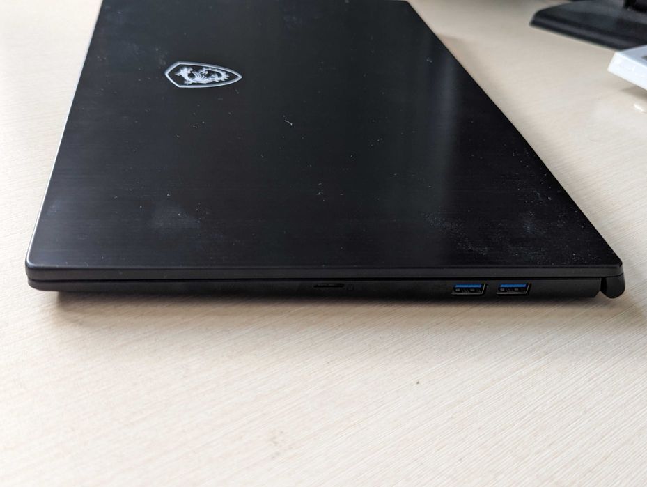 Ноутбук MSI Modern A10RAS Ultra Thin Onyx Black