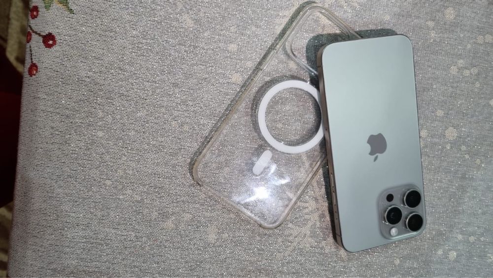 Vendo Iphone 15 PRO MAX