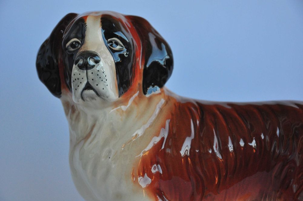 figurka - pies - porcelana