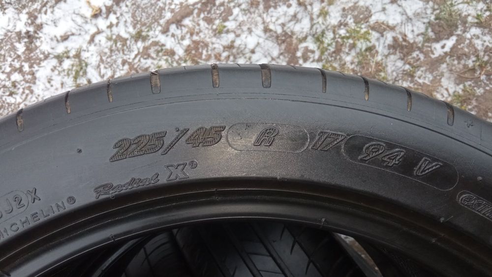 Шини автомобільні