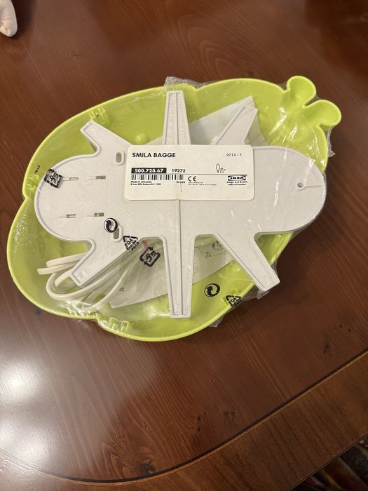 Candeeiro de parede Ikea novo