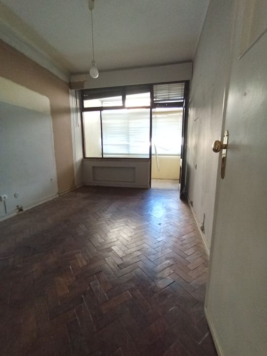 T4 Lisboa Estrela/Lapa na Av. Infante Santo