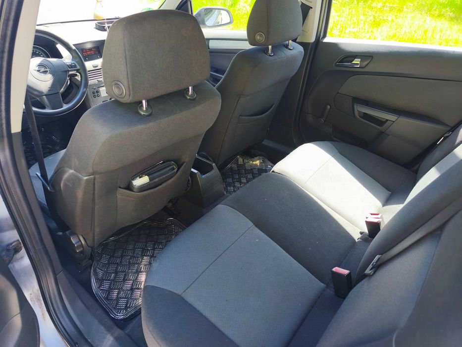 Opel Astra h 1.9 cdti