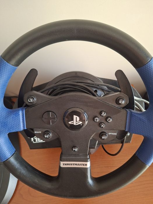 Volante ThrustMaster T150