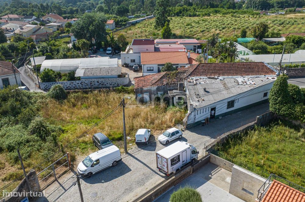 Terreno com Projeto Aprovado para Moradia T2 | Grijó – VNG